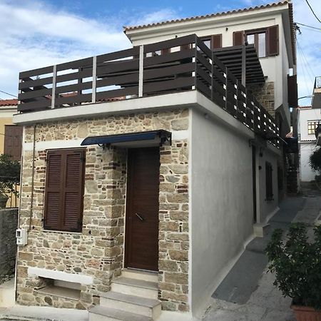 Вилла Samos Marias' Stone House 1 Карловаси Экстерьер фото